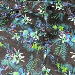 Disney Lilo & Stitch Tropical Denim Cut Black All Over Print Shorts Size 7